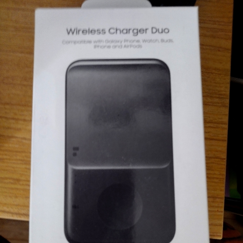 Duo wireless charger